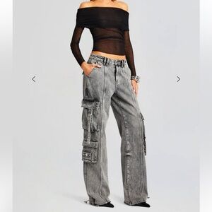 RETROFÊTE The Alejandra Straight Leg Cargo Jeans Phoenix Acid Wash Black SZ: 25